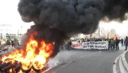 PSA : la colère des salariés à Poissy