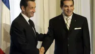 Nicolas Sarkozy et Ben Ali, avant une réunion dans le palais présidentiel de Carthage, en avril 2008.