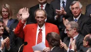Une standing ovation pour le député Patrick Roy