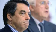 Fillon réclame l'union de la majorité