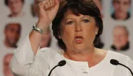 "Je suis venue aujourd'hui à Marseille pour dire de manière forte que je serai la présidente de la sécurité de tous les Français", a lancé Martine Aubry à son arrivée à Marseille.
