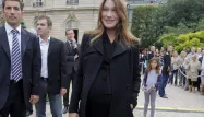 Carla Bruni "prudente" et "superstitieuse"