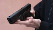C'est avec une arme factice que les trois adolescents ont perpétré leur forfait.