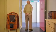 Un homme de 85 ans a été mis à la porte de sa maison de retraite. Il s'est alors suicidé.