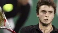 Simon tombe face à Djokovic