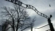 L’inscription "Arbeit macht frei" volée à Auschwitz