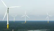Une éolienne flottante en mer du Nord