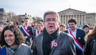 Les élus de gauche se donnent pour mission de défendre les manifestants injustement interpellés.