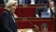 EN DIRECT - Motions de censure LFI et RN : Marine le Pen dénonce «un budget de malheur»