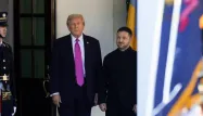 EXTRAIT - Guerre en Ukraine : Volodymyr Zelensky et Vladimir Poutine sommés d’arrêter la guerre par Donald Trump, qui refuse la livraison de Tomahawks à Kiev