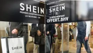 Ouverture d’un magasin Shein à Paris : des clients sceptiques face à la suspension du site