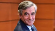 François Fillon tacle Emmanuel Macron dans une interview accordée au Figaro.