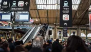 «Ça a tout foutu en l'air» : la colère des passagers de l'Eurostar bloqués à la gare du Nord