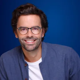 Médias - Thomas Isle avec Adel Bencherif et Sigrid Clément