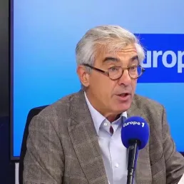«Emmanuel Macron donne le sentiment d'organiser l'échec méticuleusement des candidatures politiques à Matignon», assure Alexis Brézet