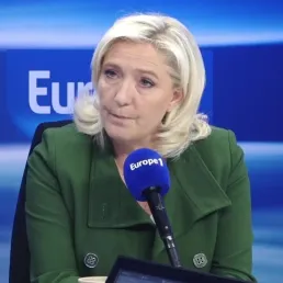 EXTRAIT - Législatives : pour Marine Le Pen, «Mélenchon n'a aucune chance d'obtenir une majorité»