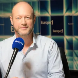 Jean-Bernard Carillet - Milos : l'île tendance aux 70 plages