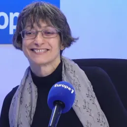 «Comment les écrans nous transforment et nous révèlent à nous-même» : Elena Pasquinelli est l'invitée de Culture médias