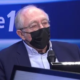 EXTRAIT - Avant la crise du Covid-19, la société "avait mis le tragique et la mort hors-champ"