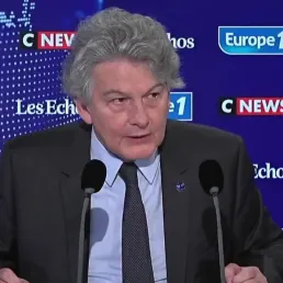 EXTRAIT - Covid-19 : selon Thierry Breton, "l'immunité sera atteinte en France avant l'automne"