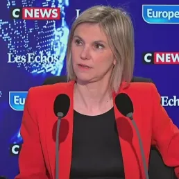 EXTRAIT - Euthanasie : Pannier-Runacher favorable à une loi pour "accompagner les gens en fin de vie"