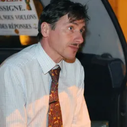 EXTRAIT - "Une emprise immédiate" : un homme accuse Rémy Daillet d'avoir manipulé son ex-femme et kidnappé ses enfants