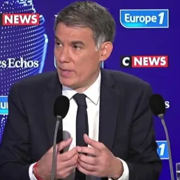 EXTRAIT - Pour Olivier Faure, "c'est une folie" de dire que la justice est le problème de la police