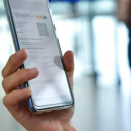 EXTRAIT - Pass sanitaire : que retenir à la fin du marathon parlementaire ?