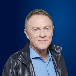 INEDIT - Richard Roman : l’habit ne fait pas le moine - L'intégrale