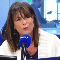 "J'ai menti" sur France 2 : la série présentée par Anne Holmes et Camille Lou