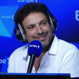 EXTRAIT - Bruno Salomone raconte le jour où il a "serré la main de Michaël Jackson"