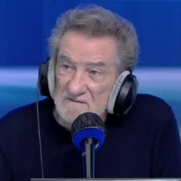 EXTRAIT - Les anecdotes savoureuses d'Eddy Mitchell sur Johnny Hallyday