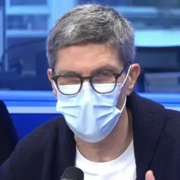 Emojis : que cachent ces petites images utilisées par des milliards de personnes chaque jour ?