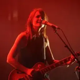 Keren Ann sur son album "Bleue" : "C'est une couleur forte et j'avais envie d'en faire ma lecture"