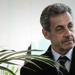 "L'intérêt de 'Passions', c'est que Nicolas Sarkozy revisite toute une période de sa vie où l'amertume est absente"