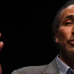 Tariq Ramadan visé par une nouvelle plainte pour viol : pour son avocat, "c'est un non-événement"
