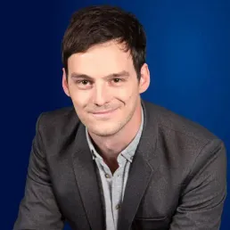 Urgences : Patrick Pelloux estime qu'il faut "augmenter les salaires pour rendre le métier attractif et pouvoir recruter"