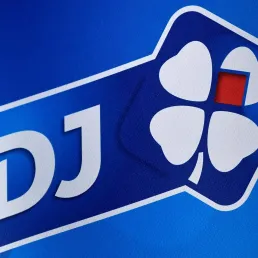 Jour J pour acheter des actions de la Française des Jeux, Rachida Dati investie à Paris, une trouvaille étonnante dans un requin