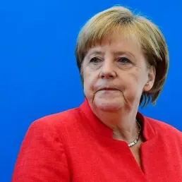 Une nouvelle percée de l’extrême droite en Allemagne, jour J pour Christine Lagarde à la tête de la BCE, bientôt une Miss France transsexuelle ?