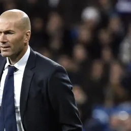 Rétro sport : la folle année de Zinédine Zidane à la tête du Real Madrid