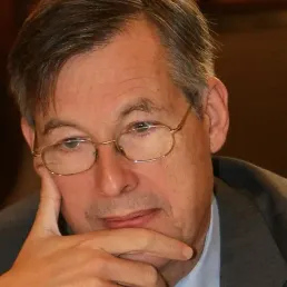 "Les frappes font revenir les occidentaux dans le jeu politique autour de la Syrie"