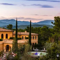 A la découverte du domaine de Terre Blanche, en Provence