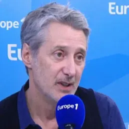 Antoine de Caunes : "Si le président va au salon de l'agriculture, il peut venir à Solidays, les deux causes ont leurs mérites respectifs"