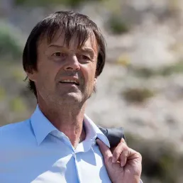 Inscription de l'environnement dans l'article 1 de la Constitution : "cela ouvre un champ immense à l'interprétation, à l'incertitude, l'inverse d'une règle bien faite"