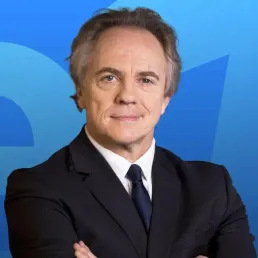 Rentrée politique : "Il y a eu une droite éclatante, aujourd'hui c'est une droite éclatée"