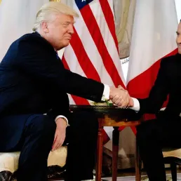 Dominique Moïsi : Face à Trump, "Macron était plutôt en position de force"