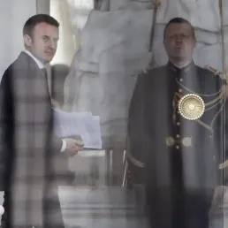 La première semaine de présidence d'Emmanuel Macron