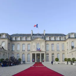 Une élection sans précédent