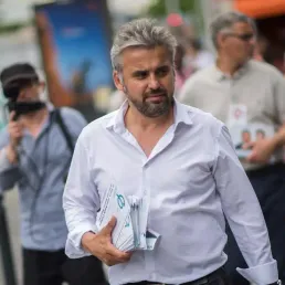 Alexis Corbière sur la loi Travail: "Les ordonnances de Macron, ce sont les 49.3 de Valls"