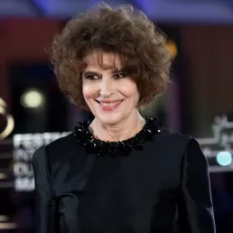 Fanny Ardant : "Le fait même d'un acteur est d'avancer masqué"